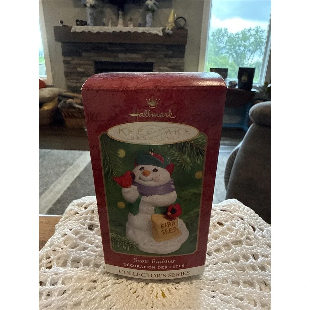 Hallmark 2000 Snow Buddies Keepsake Ornament Snowman Bird Third in Series QX6654